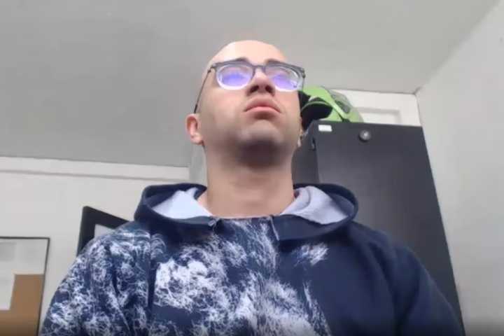 «No fue tan fuerte»: la polémica defensa de Suárez tras la muerte de Jaime Esteban