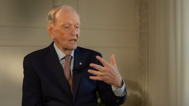Alberta premier ‘cannot double-talk’ about Ottawa depending on her interests: Chrétien