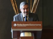 Juan Ramón de la Fuente pide licencia temporal como titular de SRE