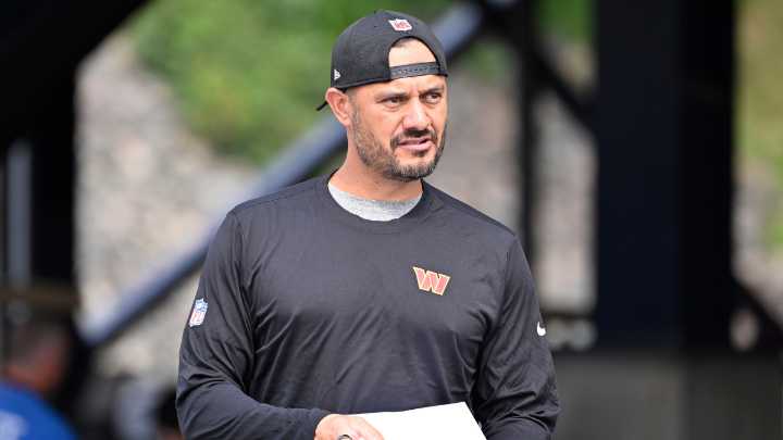 Stanford hires Tavita Pritchard: Commanders assistant, ex-Cardinal QB returning to alma mater