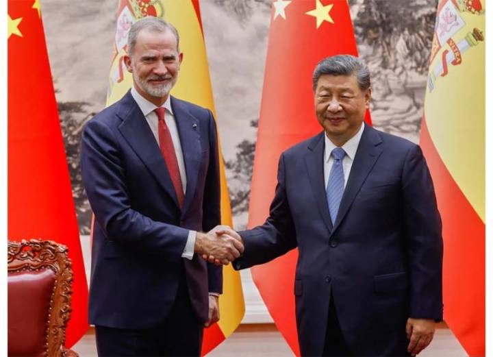 China, Spain sign agreements to strengthen  cooperation on Spanish king’s visit