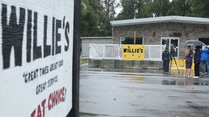 Man charged with 4 counts of murder in mass shooting at South Carolina bar