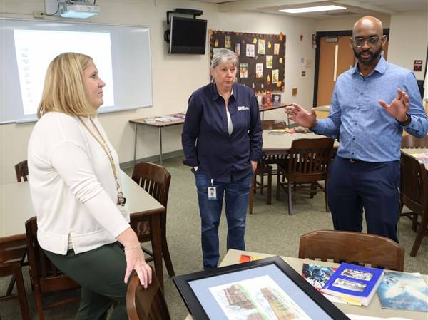 Navarre Elementary to celebrate 100-plus years as East Toledo cornerstone
