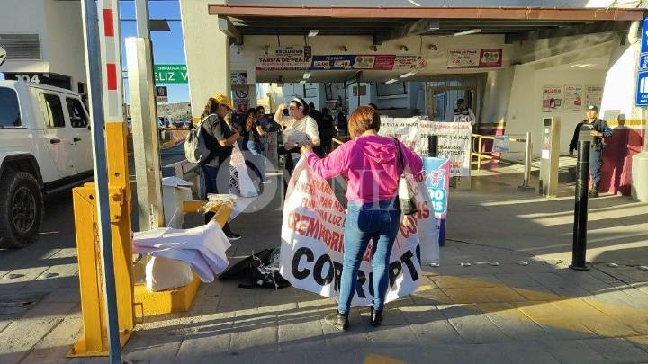 Colectivo Justicia para Nuestros Deudos exigen castigo por caso del crematorio Plenitud en el Puente Santa Fe