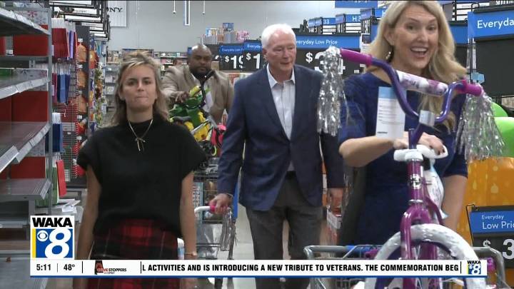 Action 8's Magical Christmas Toy Drive: The Shoppes at EastChase goes on shopping spree