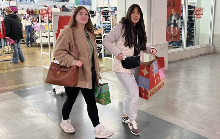 Black Friday, Small Business Saturday kick off in