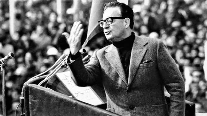 Fundación Salvador Allende: Presupuesto cero de 2026 amenaza la "preservación de archivos históricos"