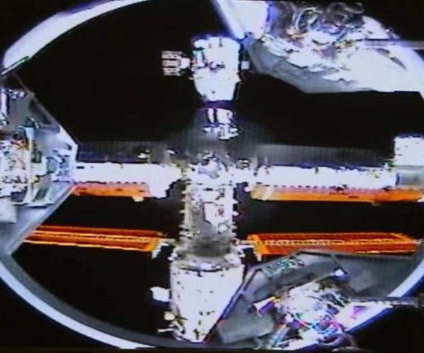 Preparations begin for return of Shenzhou mission crew after debris incident