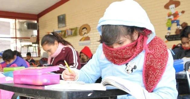 SEG permite priorizar abrigo sobre uniforme ante el descenso de temperaturas