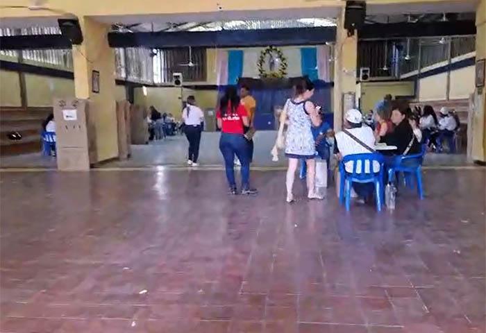 En completa normalidad se cumple jornada de votación en la Normal Superior María Auxiliadora