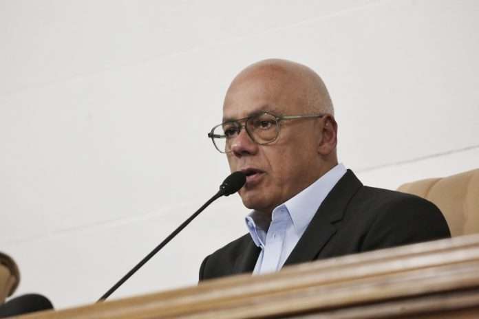 Jorge Rodríguez calificó como una ‘irresponsabilidad’ el despliegue de EEUU en el Caribe