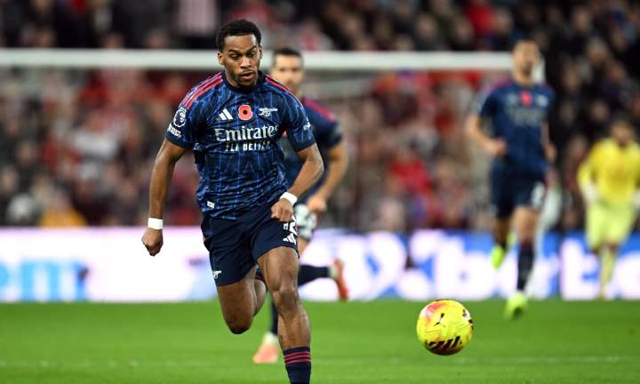 Arsenal FC: Ex-Premier League referee says Jurrien Timber 'should have been red carded' in Sunderland draw