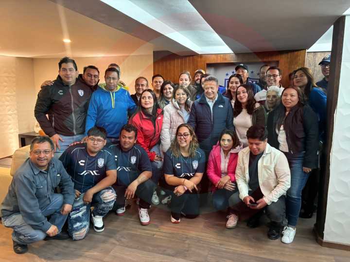 Hidalguenses solidarios en el Palco del Pueblo