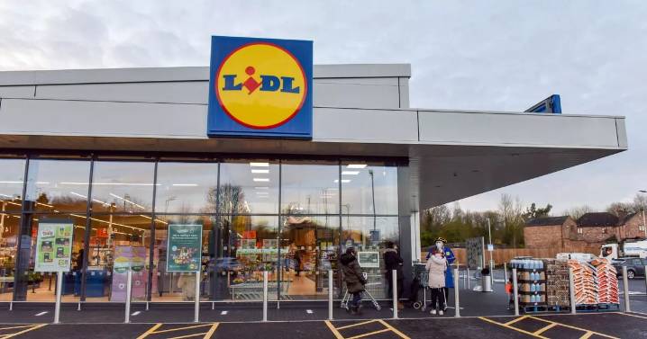 Lidl issues urgent recall of food item as customers warned 'do not eat'