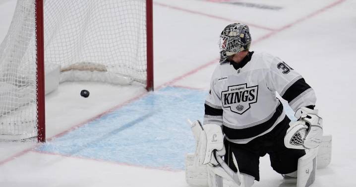 Kings force overtime, but lose in shootout to Sharks