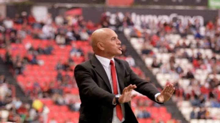 El banquillo del Nástic también devora a Luis César