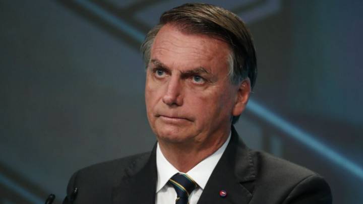 ¡A prisión! Bolsonaro detenido por riesgo de fuga y plan de asilo