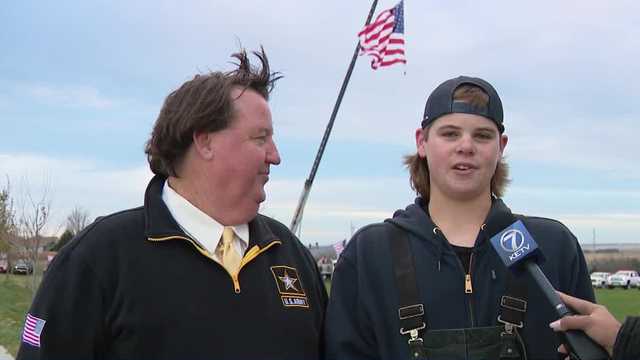 Platteview high schoolers lead annual Veterans Day procession