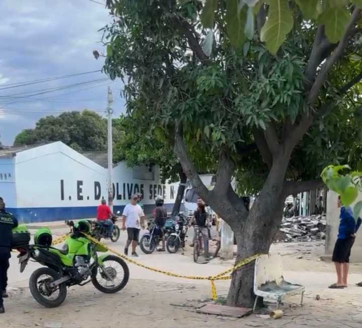 Atentado cerca de la I.E. Los Olivos deja a “Carlitos” gravemente herido