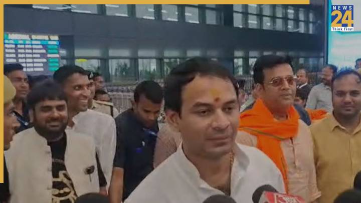 Lalu Prasad Yadav’s son Tej Pratap Yadav receives offer to join BJP