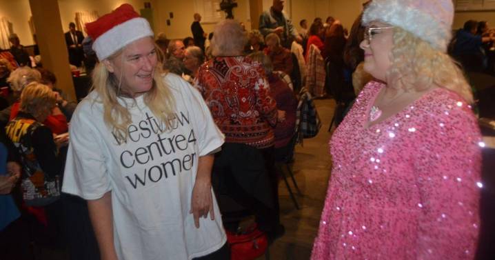 St. Catharines’ Westview Centre 4 Women gets into the Christmas spirit