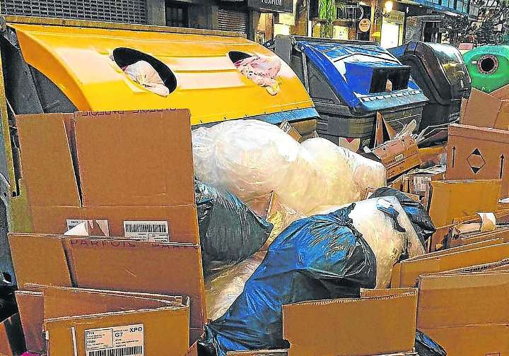 La recogida del cartón de los comercios del Centro se realizará en la puerta de cada negocio