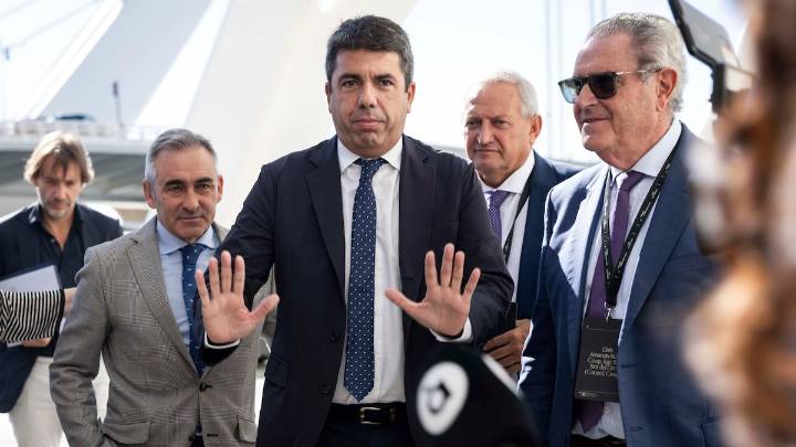 Dirigentes del PP valenciano, a Mazón en privado: “No te dejes hacer un Rita Barberá”