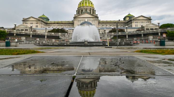 Lawmakers look to end Pa. budget stalemate with $50 billion plan