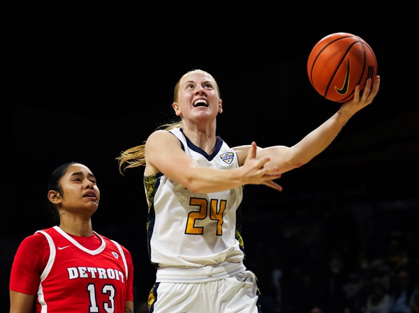 Photo Gallery: UT vs. Detroit Mercy women's basketball