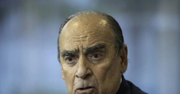 La Sucesión del Poder: los Jefes de Gabinete de Milei y el Impacto de la Salida de Francos