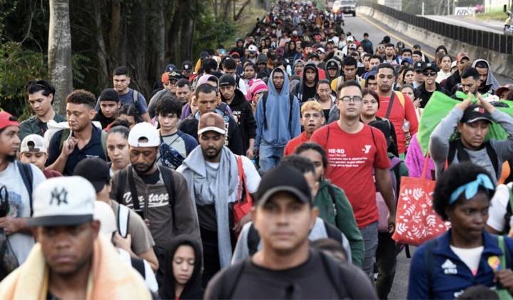 Administración Trump ordena revisar casos en proceso de refugiados durante gobierno Biden