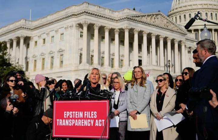 EE. UU.: Cámara de Representantes aprueba divulgar archivos de Jeffrey Epstein