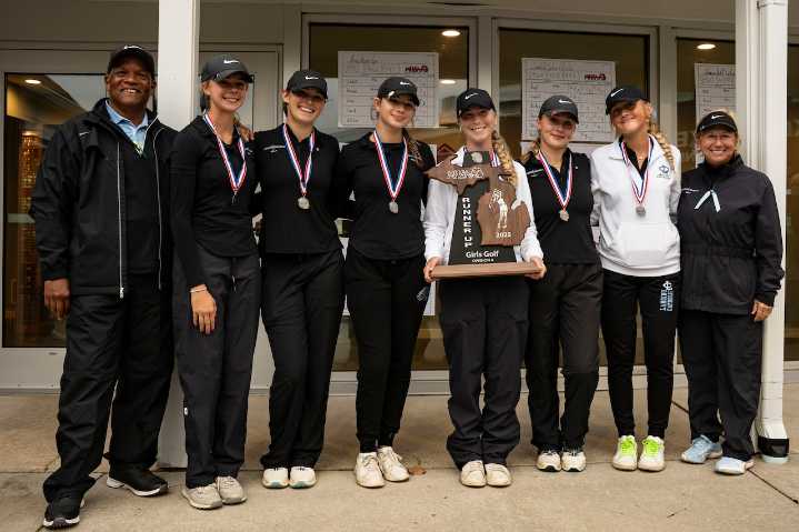 Lansing Catholic freshman named top underclassman golfer in Michigan