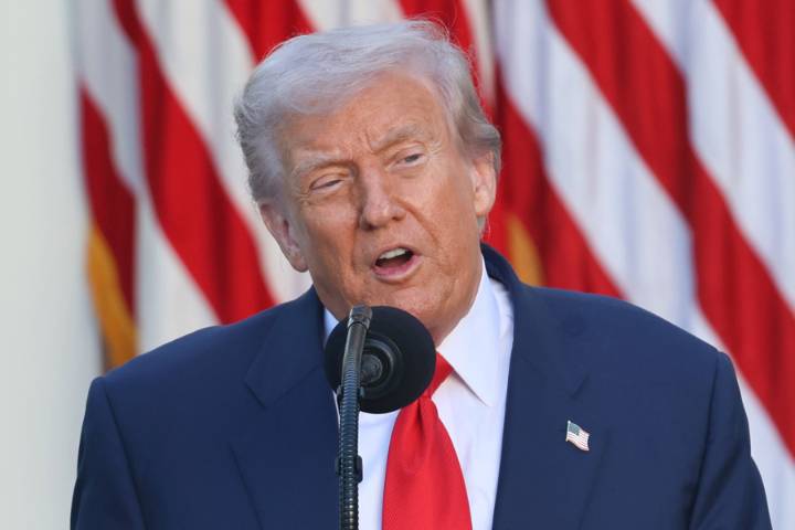 ¿Qué es el filibusterismo que Trump insiste en eliminar tras la derrota republicana?