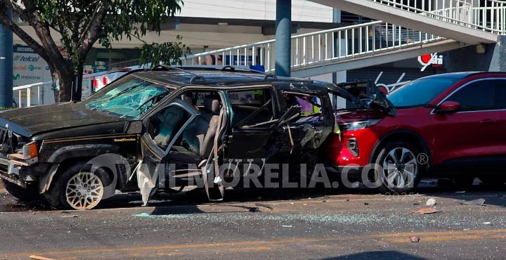 Menor sobreviviente de accidente en Zamora permanece en estado crítico