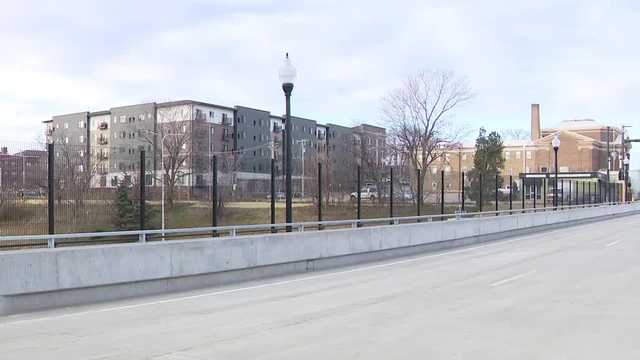 Harney Street bridge opens to drivers after almost a year