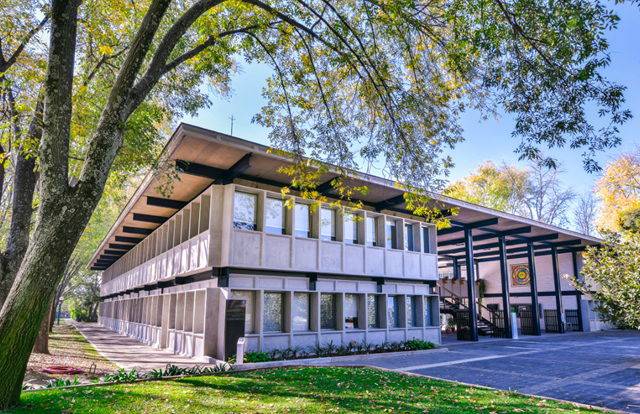 Reconocen al Edificio de la Rectoría del ITESO como Inmueble de Valor Artístico Relevante