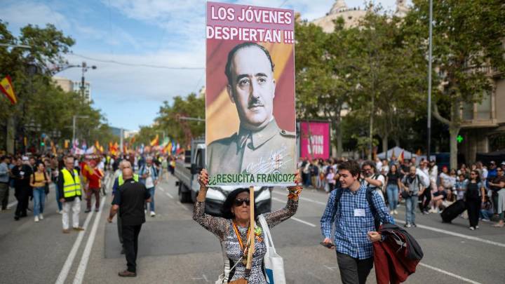 “Paca la culona”, por Joan-Pere Viladecans