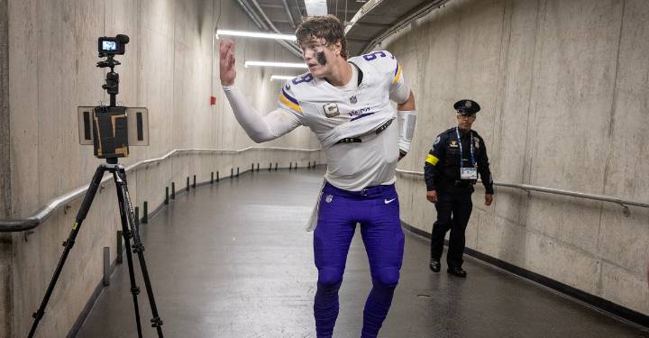 NFL Week 11 Odds: Minnesota Vikings favored over the Chicago Bears