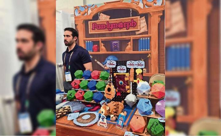 De los spa a los paseadores; el negocio de los perrhijos