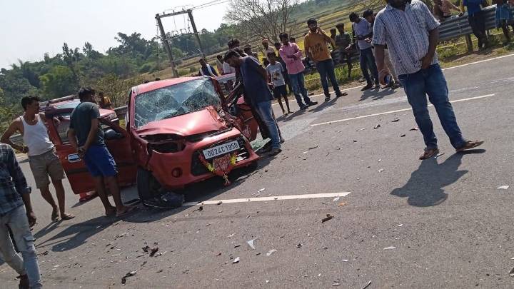 Forester killed, 2 other officials injured in road mishap in Odisha’s Nabarangpur