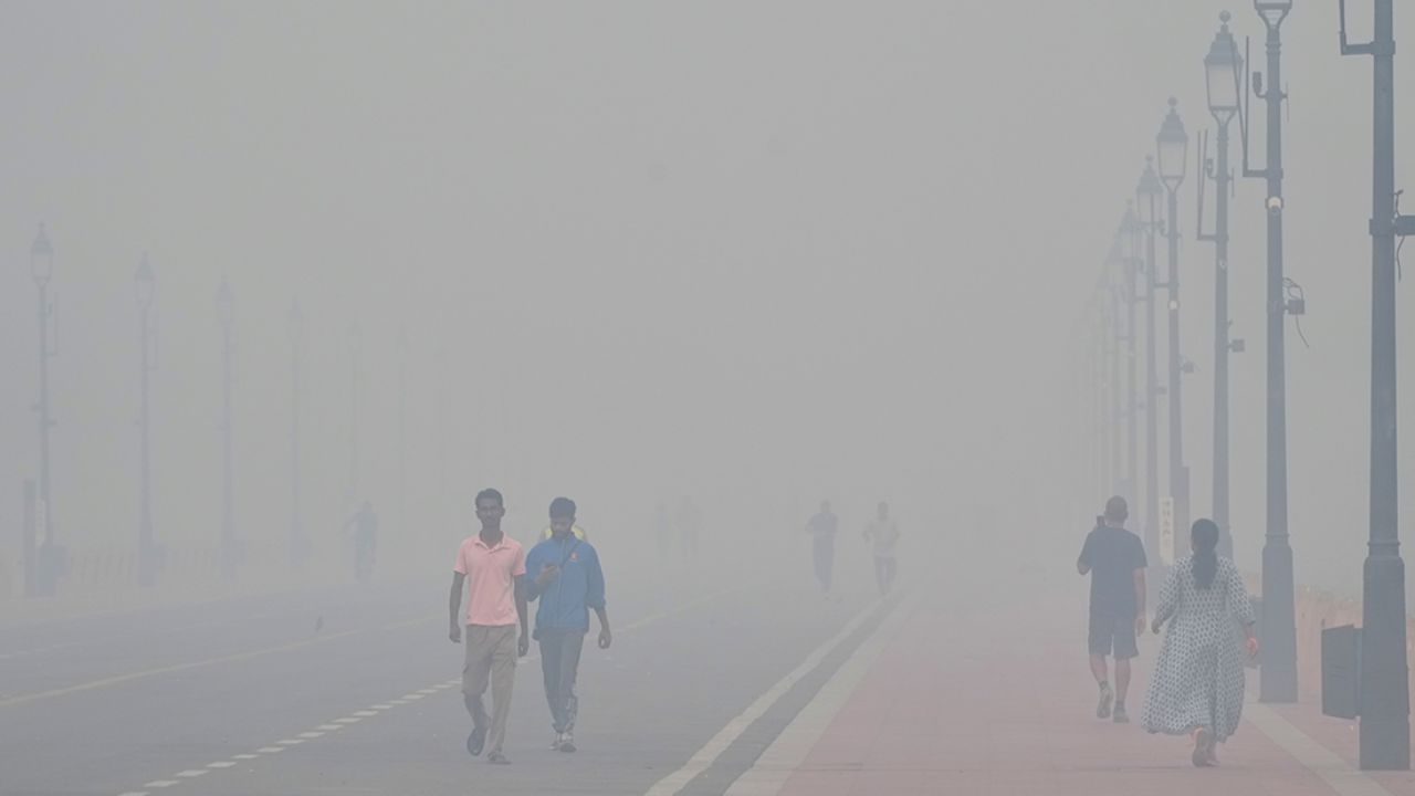 El 0.1% más rico del mundo emite un 32% más de carbono desde 1990, alerta Oxfam