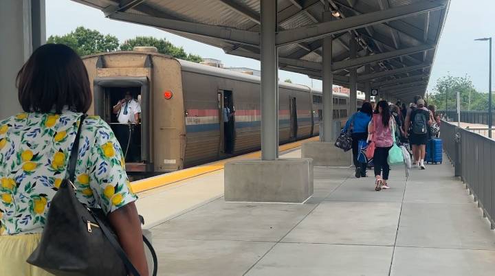 Amtrak expects record Thanksgiving ridership