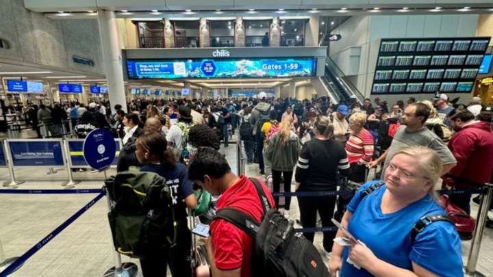 Mayhem at US airports – waiting time extends to 4 hrs, over 5000 flights delayed amid govt shutdown