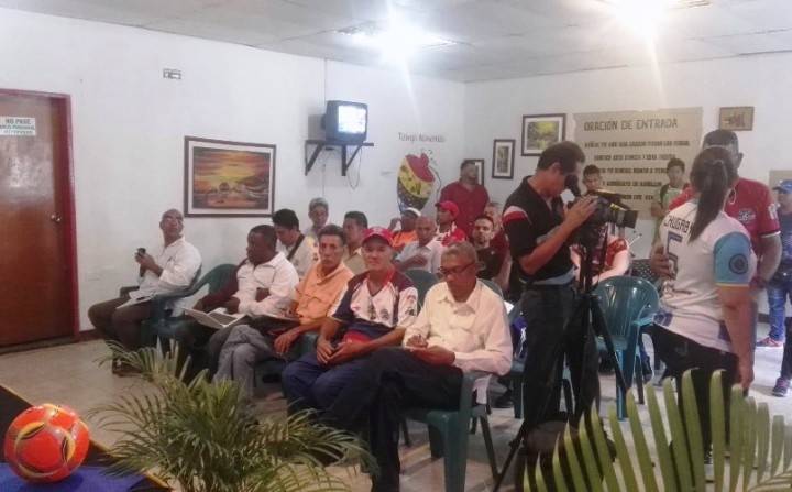 Hasta es sano que no todos crean