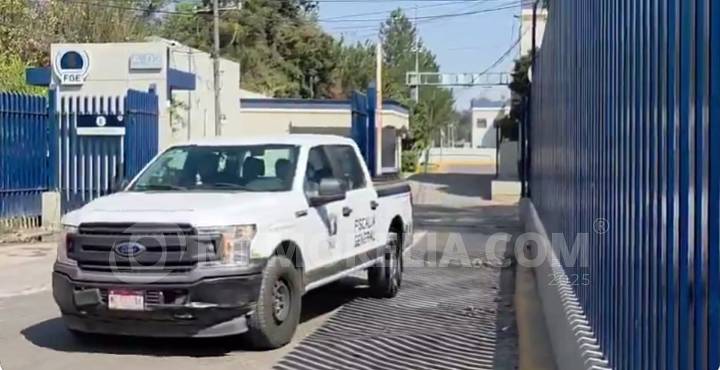 VIDEO: así trasladaron a escoltas detenidas por homicidio de Carlos Manzo, en Michoacán