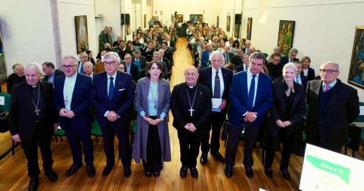 Iglesia y empresarios abogan por una IA que garantice la dignidad humana