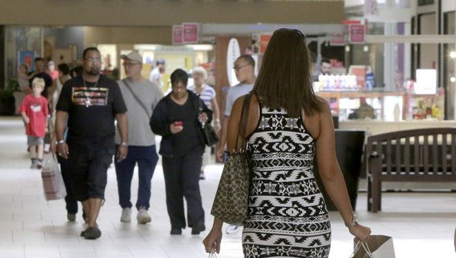 Holiday spending expected to grow in Ohio this year