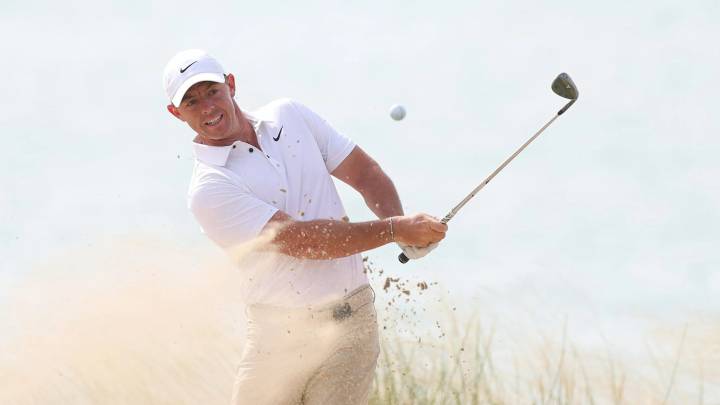 Rory McIlroy leaves commentator stunned with 'worst shot ever' at Abu Dhabi HSBC Championship