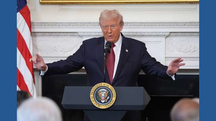 Trump pressures GOP senators to end the government shutdown, now the longest ever